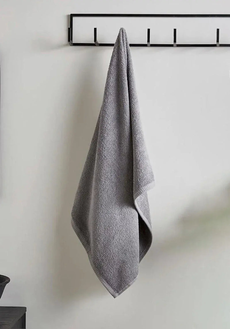 Catherine Lansfield Quick Dry Towel | Grey