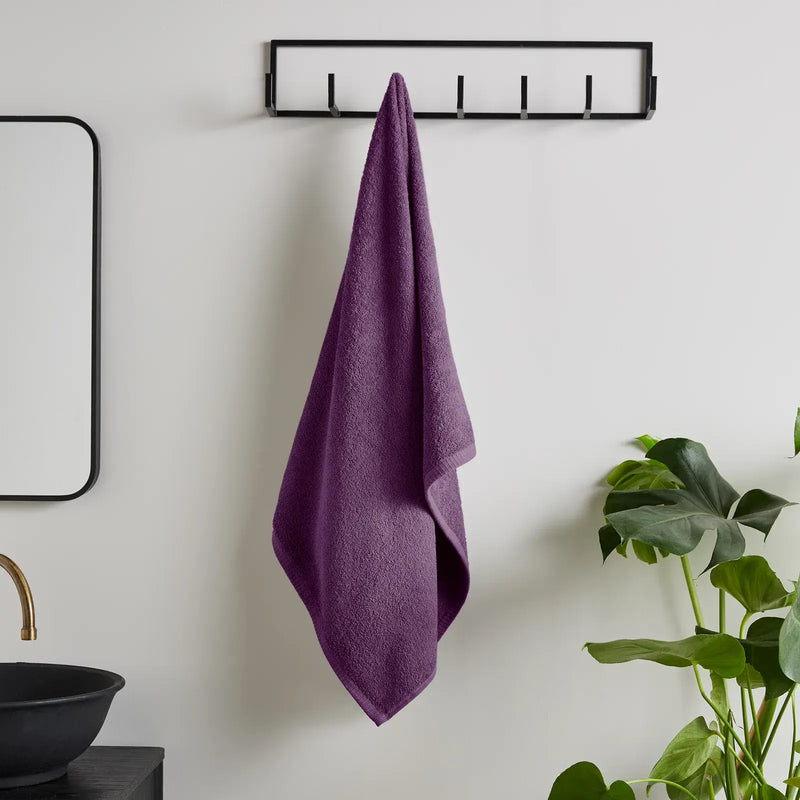 Catherine Lansfield Quick Dry Towel | Plum