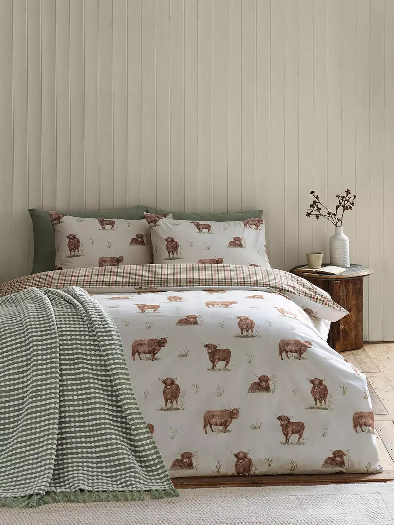 Catherine Lansfield Angus Highland Cow Quit Set | Natural