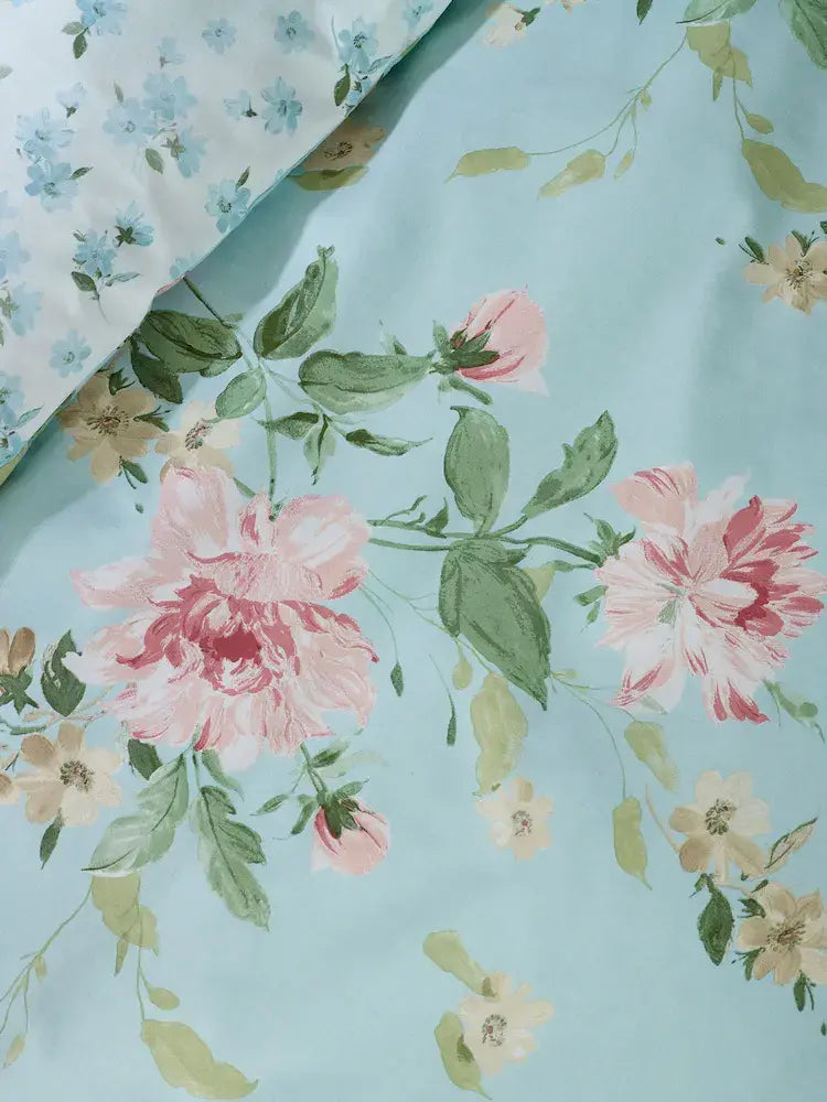 Catherine Lansfield Avebury Floral Quilt Set | Duck Egg
