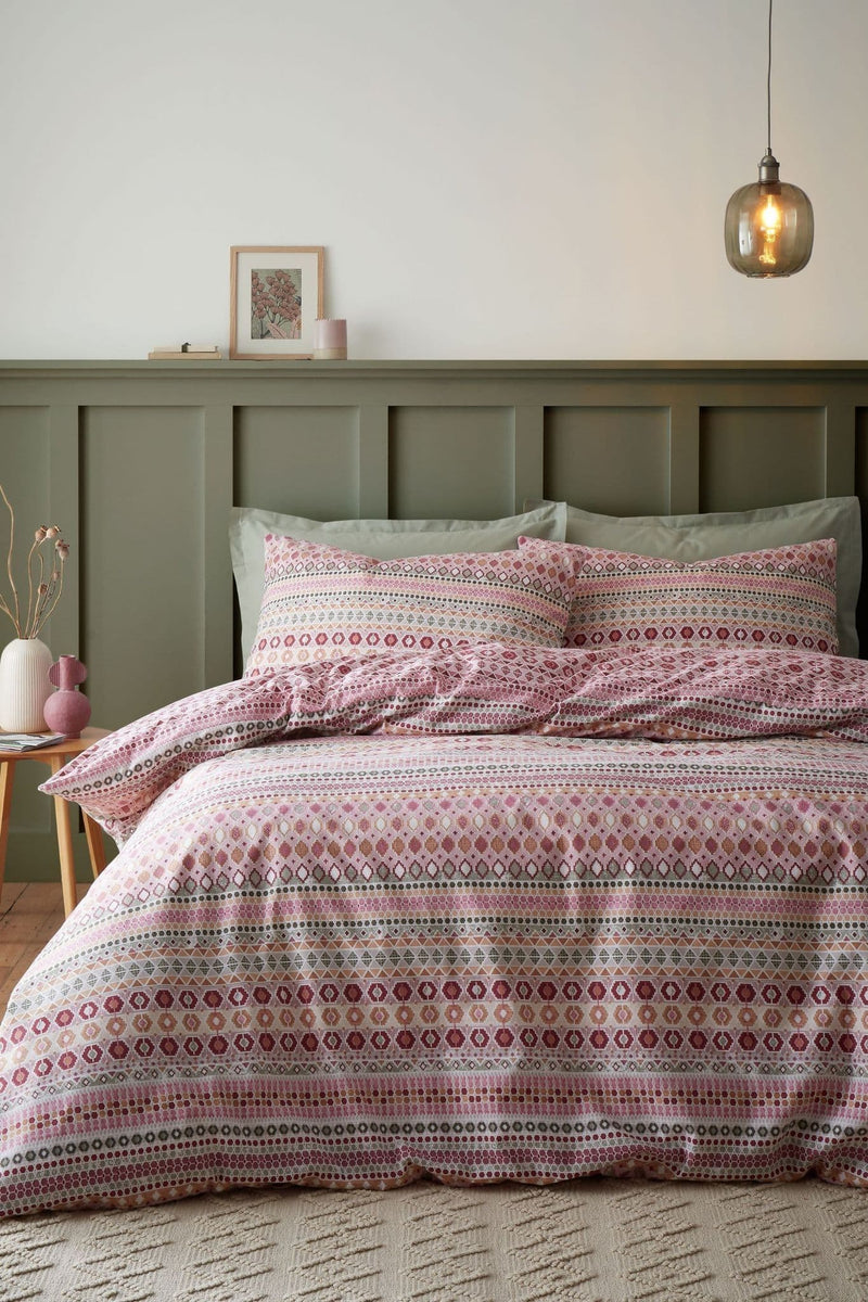 Catherine Lansfield  Brushed Fairisle Quilt  | Red