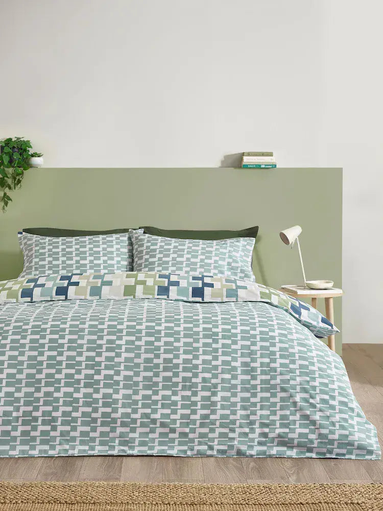Catherine Lansfield Bryson Quilt Set | Blue