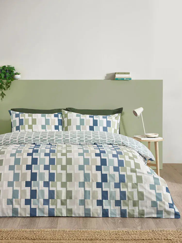 Catherine Lansfield Bryson Quilt Set | Blue