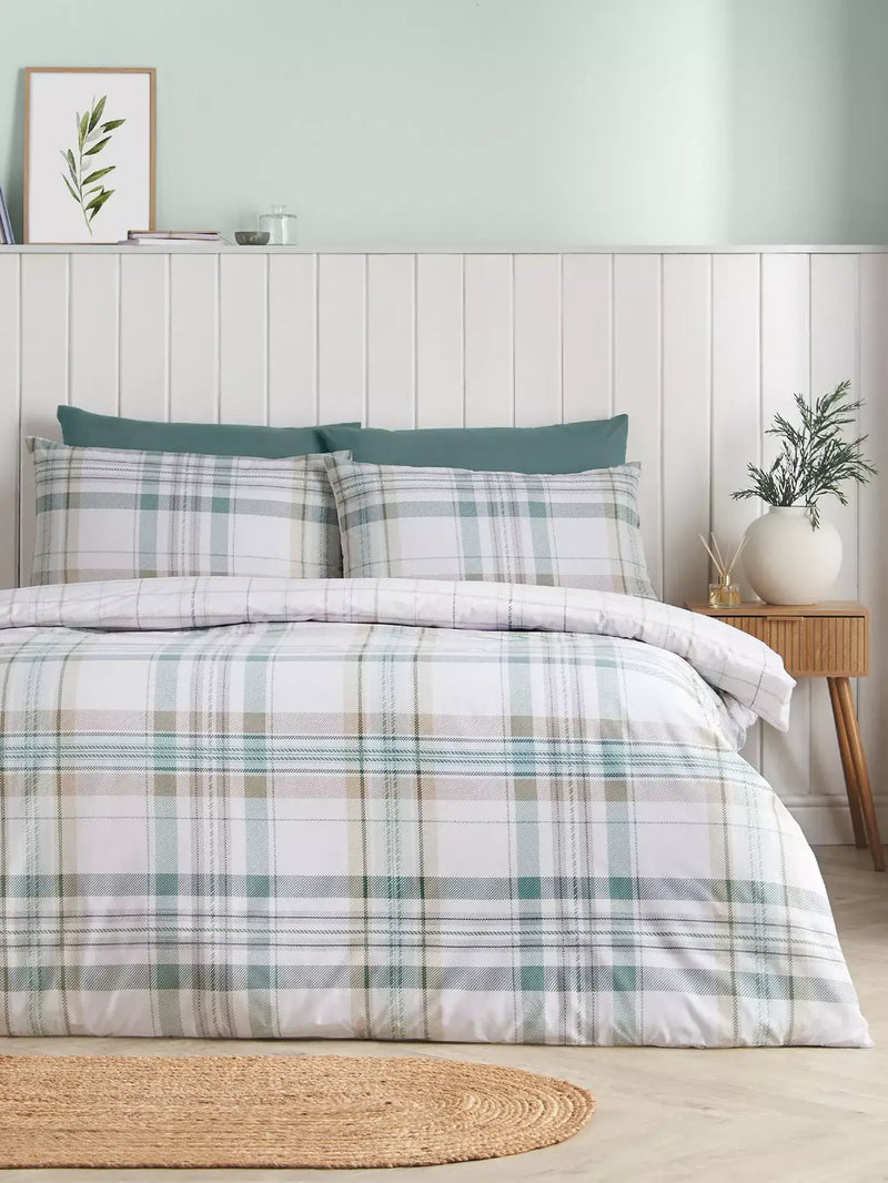 Catherine Lansfield Cartmel Check Quilt Set | Green