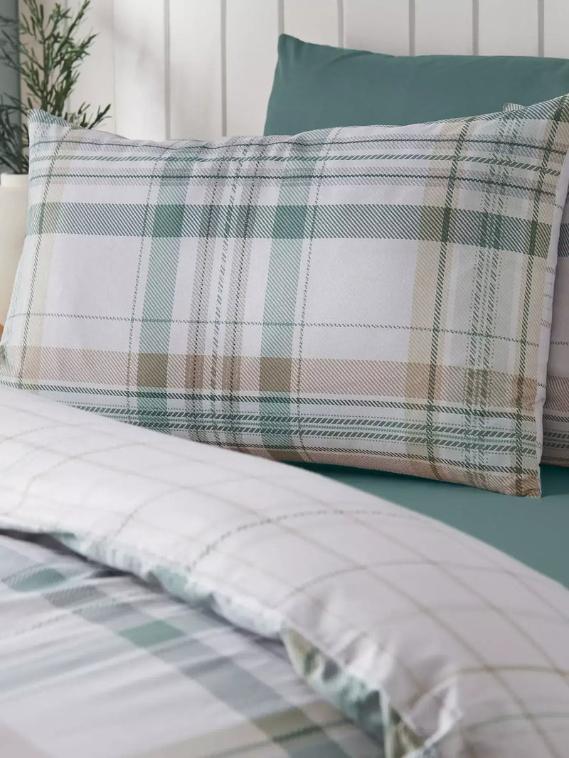 Catherine Lansfield Cartmel Check Quilt Set | Green