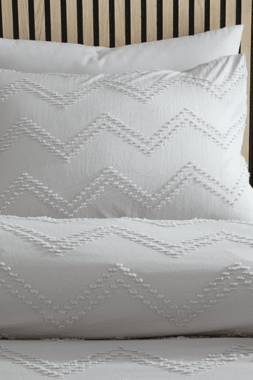 Catherine Lansfield Chevron Clipped Jacquard Duvet Set Natural