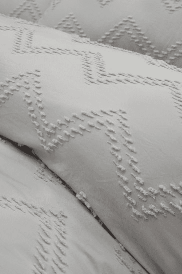 Catherine Lansfield Chevron Clipped Jacquard Duvet Set Natural