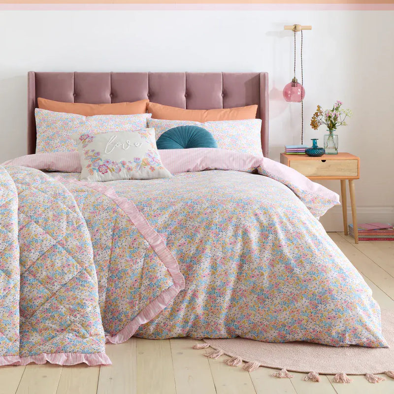 Catherine Lansfield  Darcy Floral Quit Set | Pink