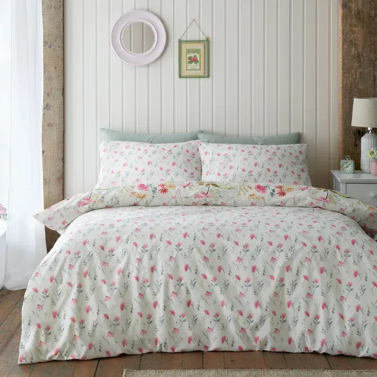 Catherine Lansfield Ella Poppy Quilt Set   | Cream