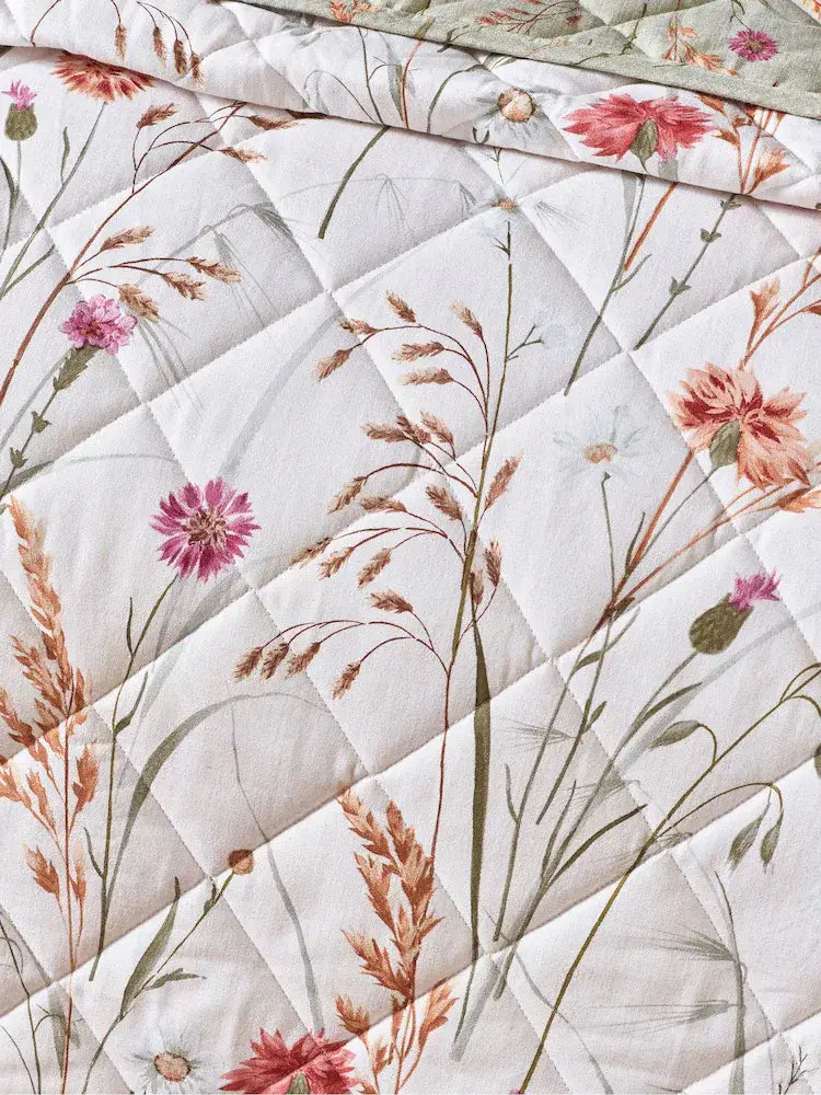 Catherine Lansfield Grasmere Bedspread | Green