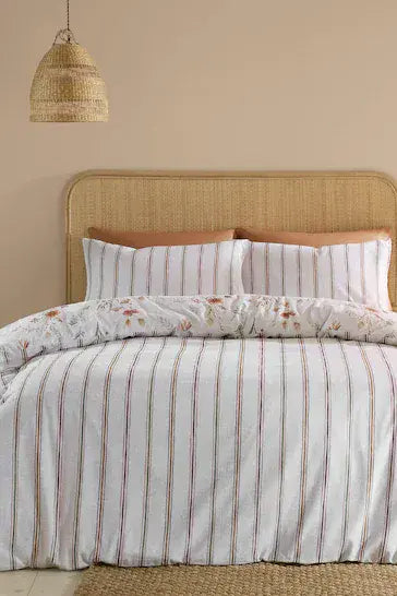 Catherine Lansfield Harvest Flowers Quilt Set| Natural