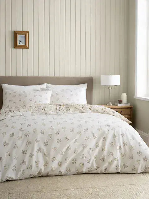 Catherine Lansfield  Isadora Quilt Set | Natural