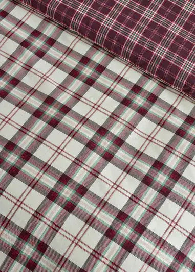 Catherine Lansfield Kelso Quit Set | Plum