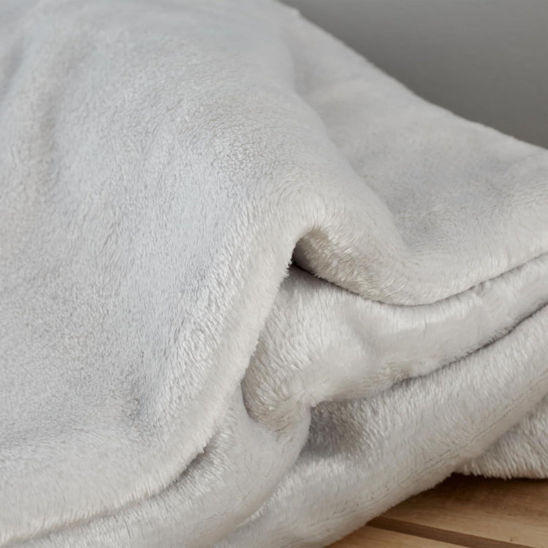 Catherine Lansfield New Raschel Throw | Silver