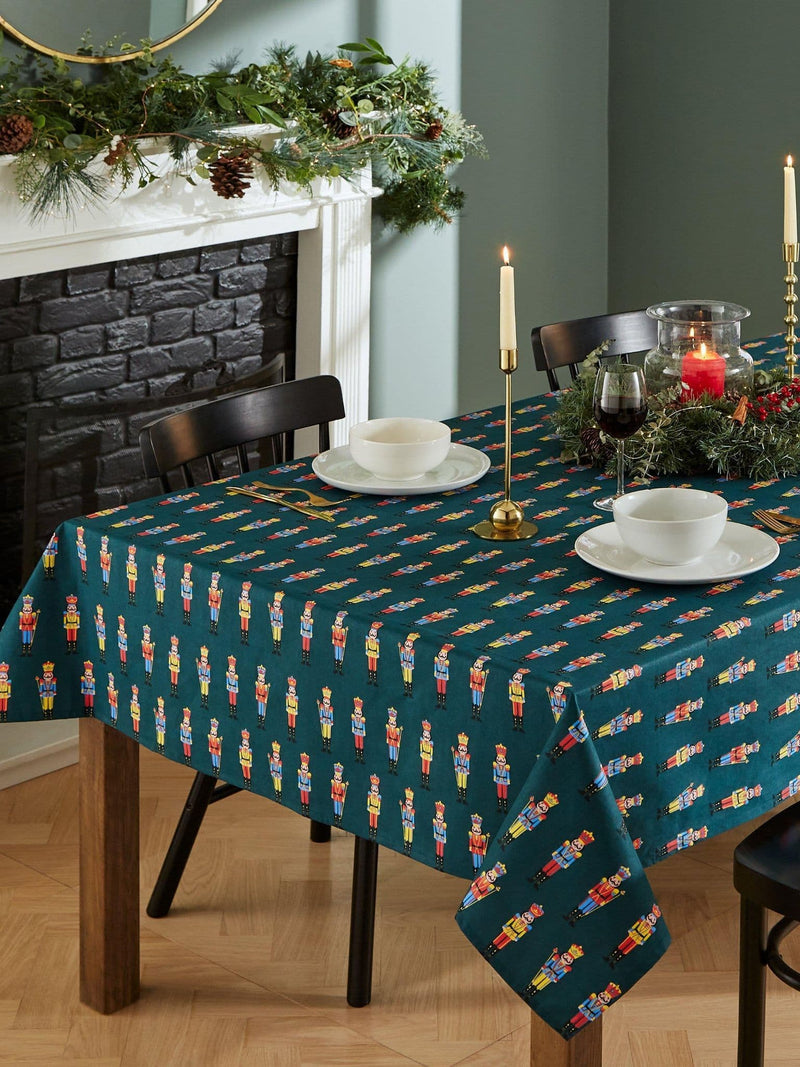 Catherine Lansfield Nutcracker Table Cloth | Green