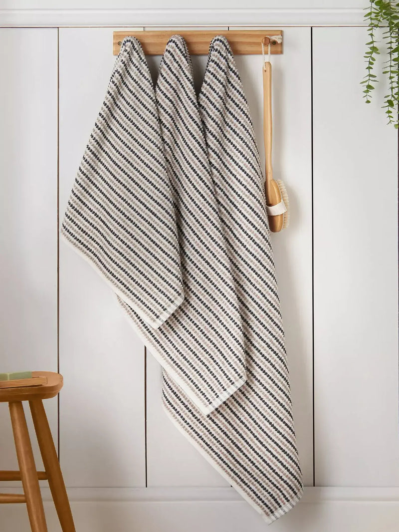 Catherine Lansfield Rice Weave Stripe Towels | Grey