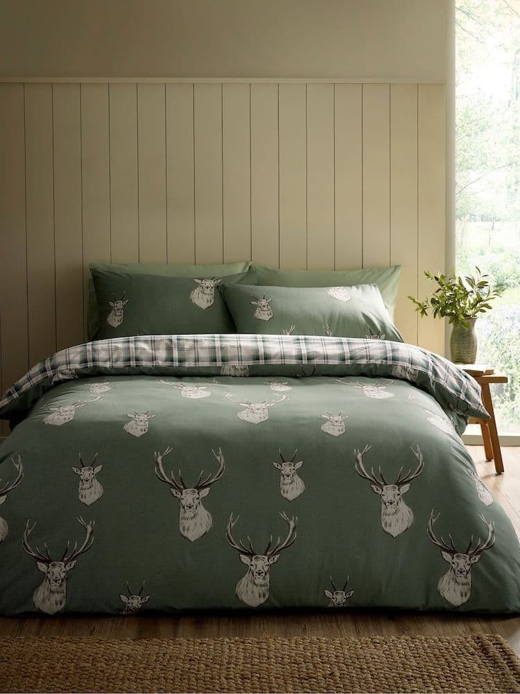 Catherine Lansfield Stag Soft Quilt Set | Green
