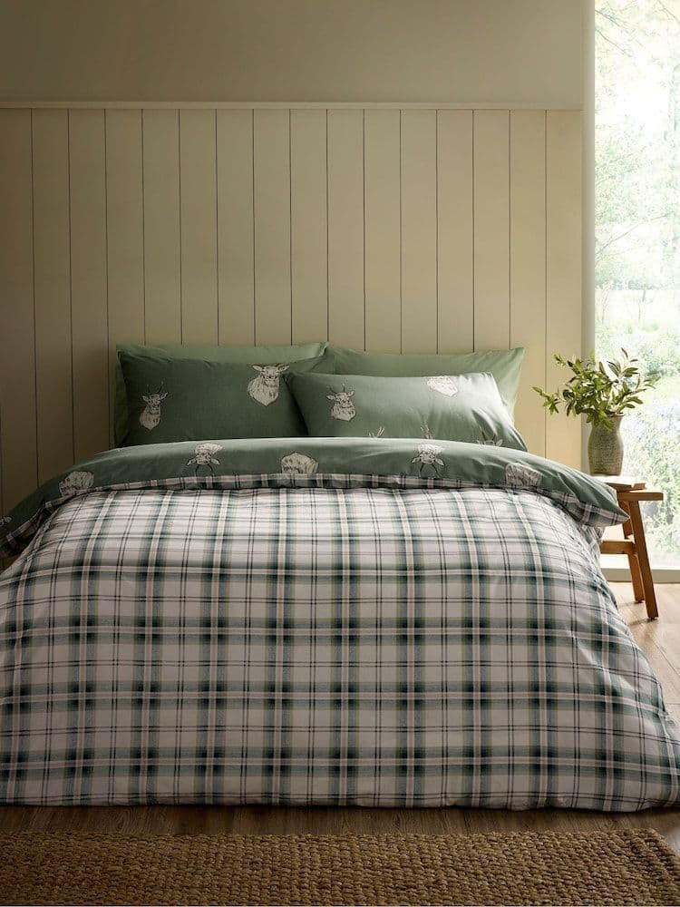 Catherine Lansfield Stag Soft Quilt Set | Green