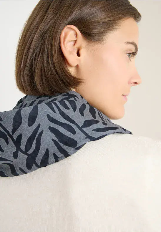 CECIL Burnout Loop Scarf | Universal  Blue573044