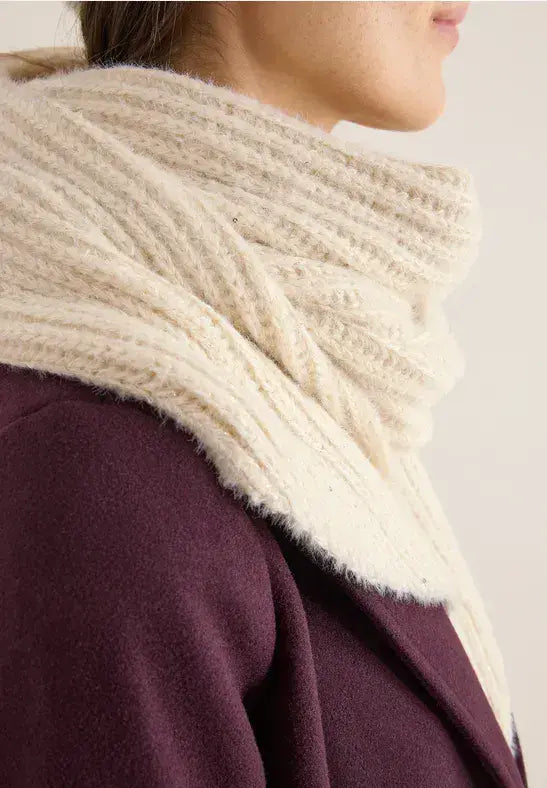 CECIL Triangle Scarf | Cream 572986