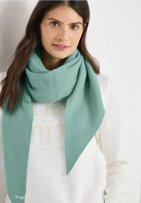 CECIL Triangle Scarf |  Min Green 572972