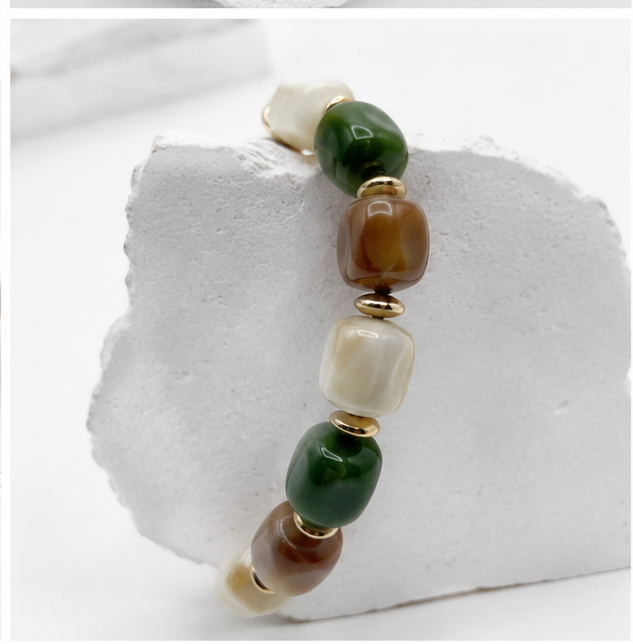 Claren Bijoux Elastic Acrylic Bracelet | Bottle Green BR264