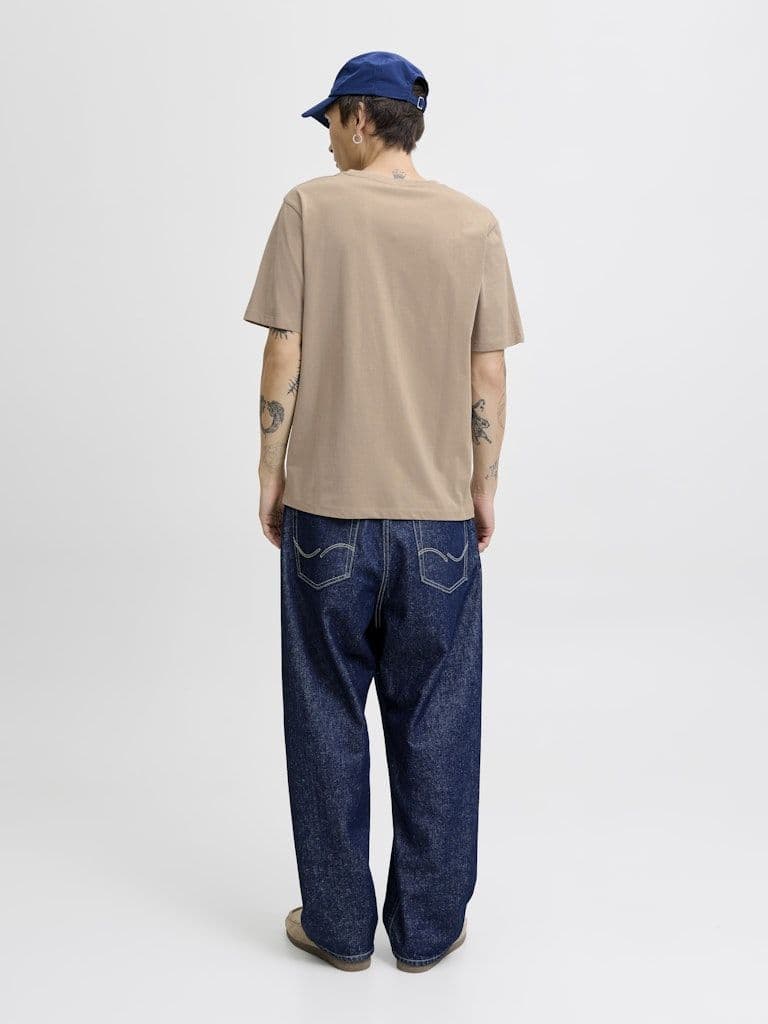 Jack & Jones Inwood Block Branding Tee | Mocha