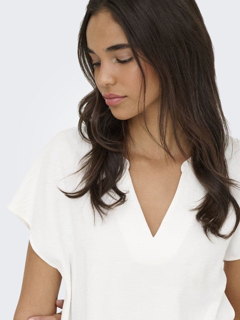 JDY Lion Life S/S Top | Cloud Dancer