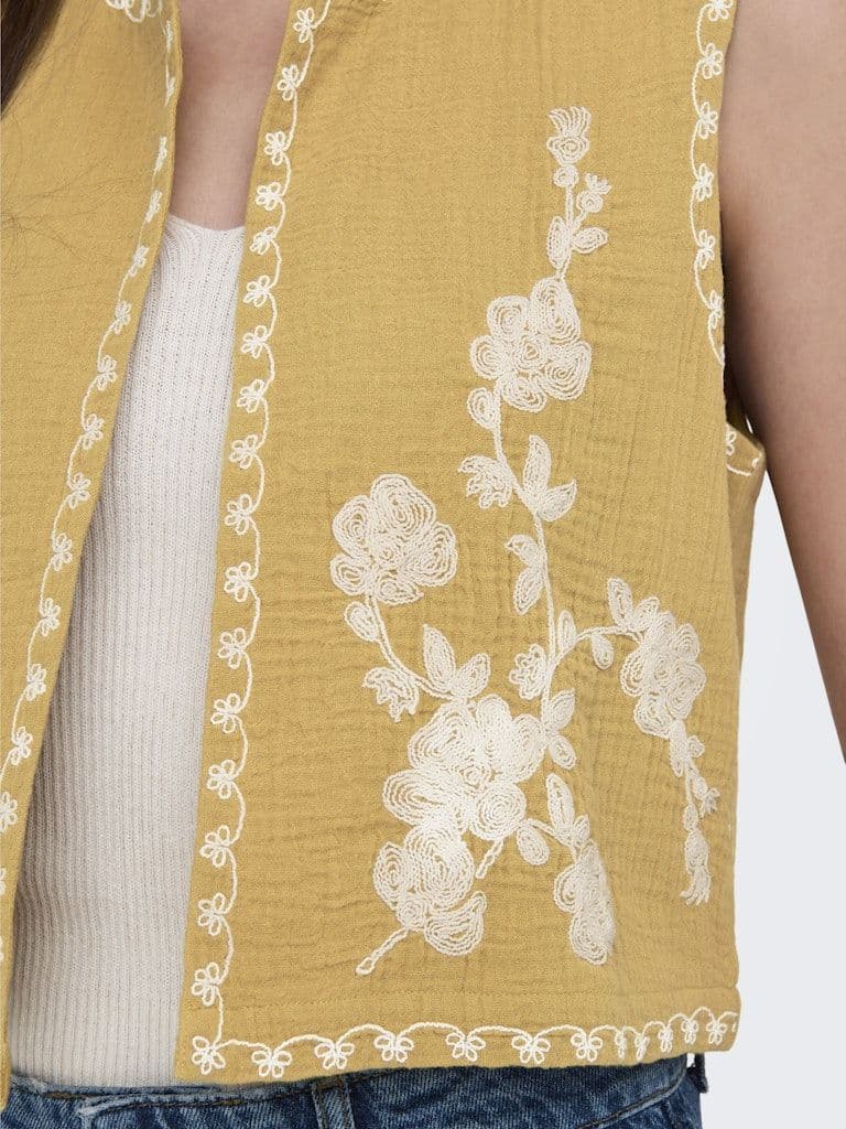 JDY Marley S/L Embroidery Vest | Wood Thrush