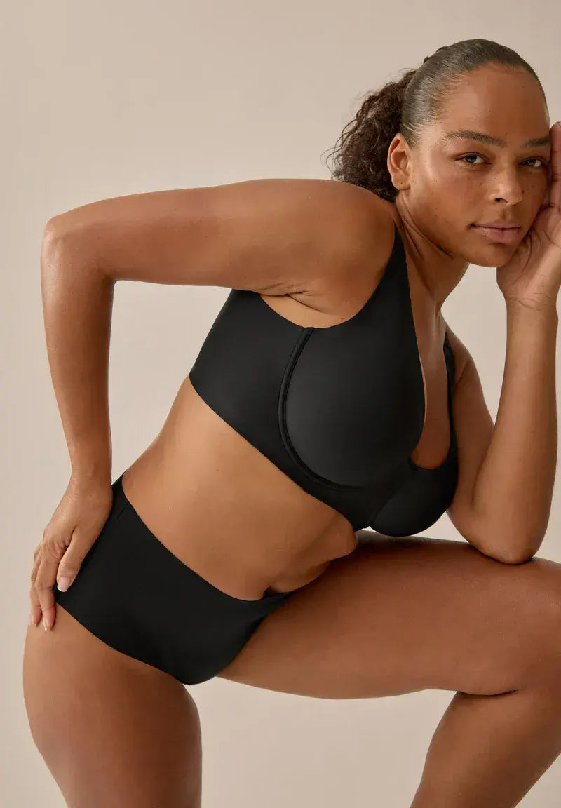 Naturana Under Wired Bra | Black 7532