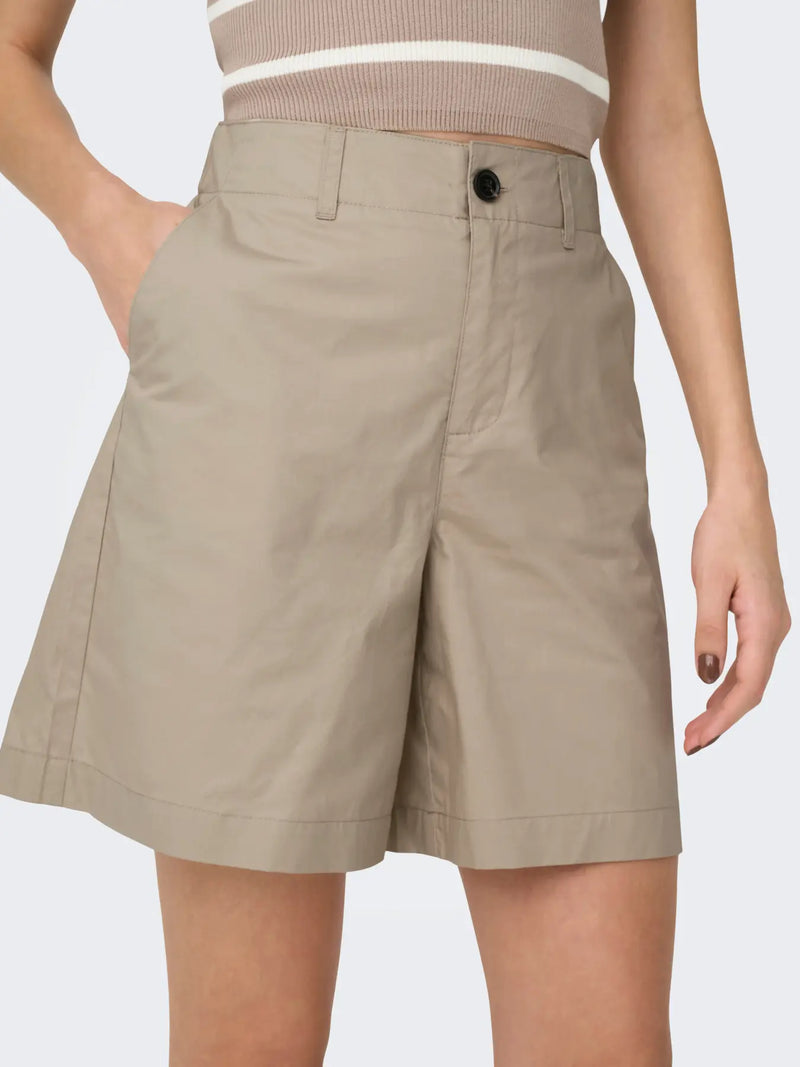 ONLY Zora MW Bermuda Shorts | Tan
