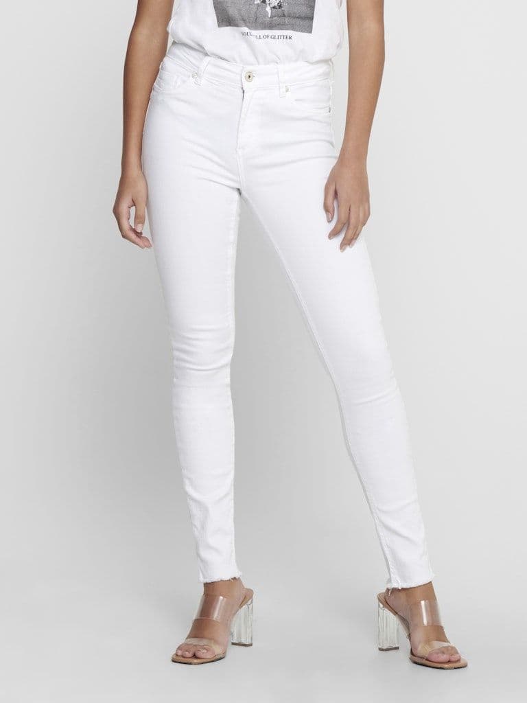 ONLY Blush Life Mid Waist Ankle raw Jeans| White