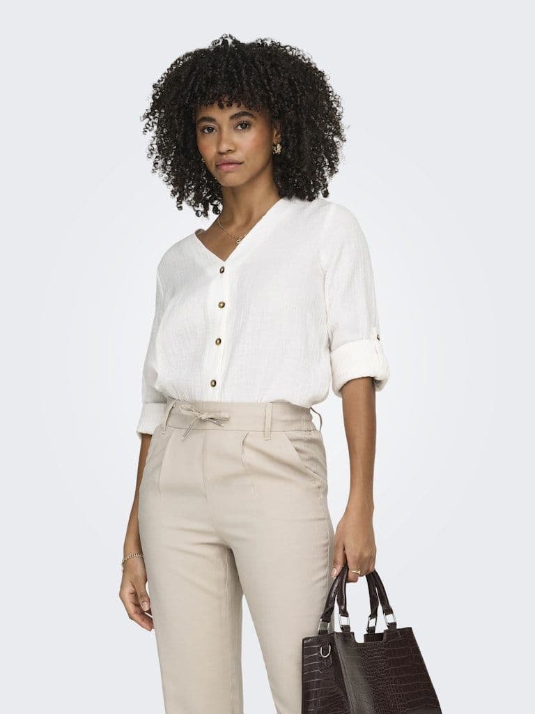 ONLY Thyra Life V-Neck L/S Shirt | Cloud Dancer