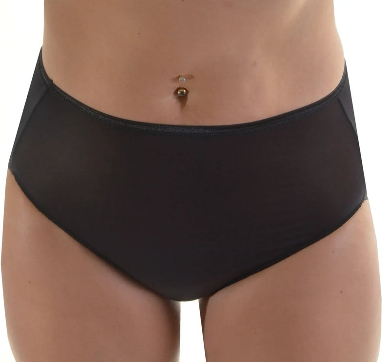 Patricia EVE Edge Brief A-105-1  |  Black