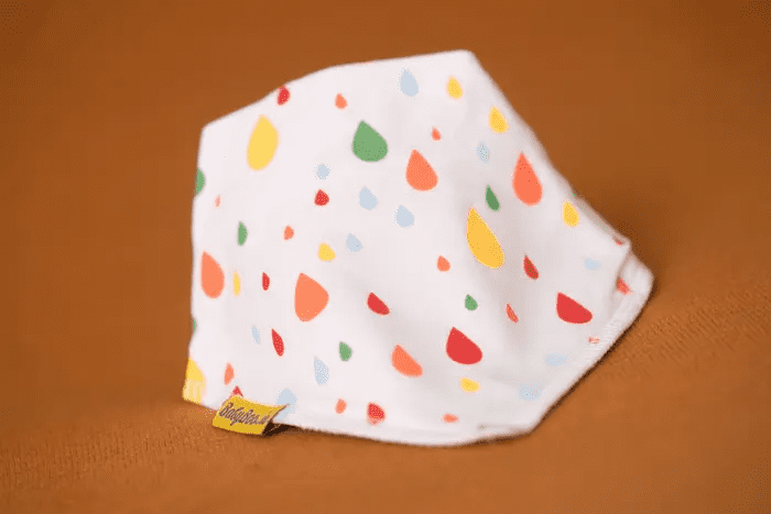 RAINDROPS ORGANIC COTTON DRIBBLEBOO BANDANA BIB