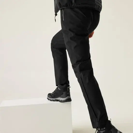 Regatta  Highton Overtrousers | Black RWW357R