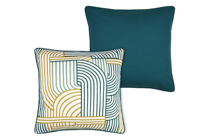STOF Courbes  Filled Cushion | Emerald