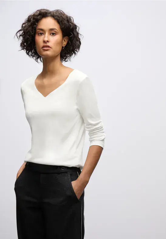 Street One L/S Shirt With Heart Neck Top | Offwhite 324251