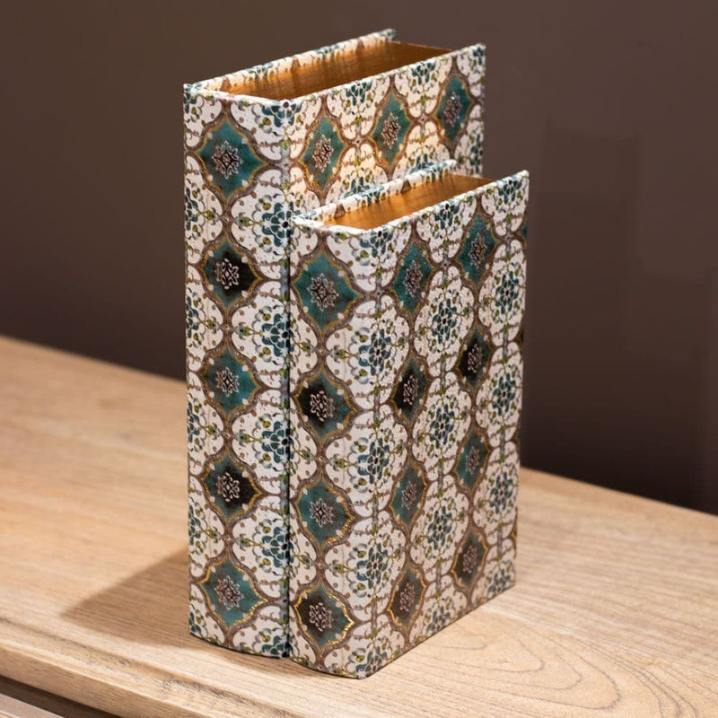 TARA  Emilia Book Box Set | Multi TL7101