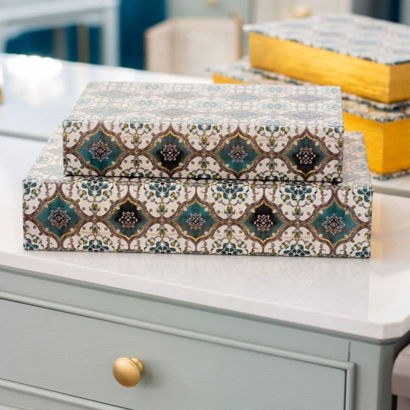 TARA  Emilia Book Box Set | Multi TL7101