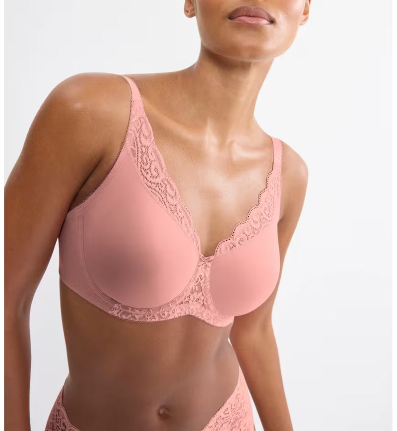 Triumph Amourette Minimizer Bra | Rose 10210670