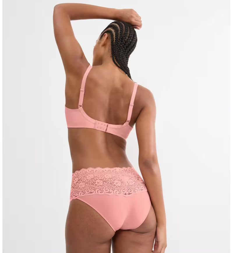 Triumph Amourette Minimizer Bra | Rose 10210670