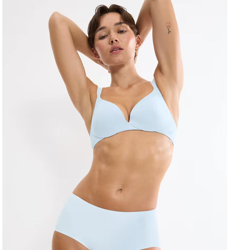 Triumph Body Make-up Illusion Bra |Light Blue 10217848