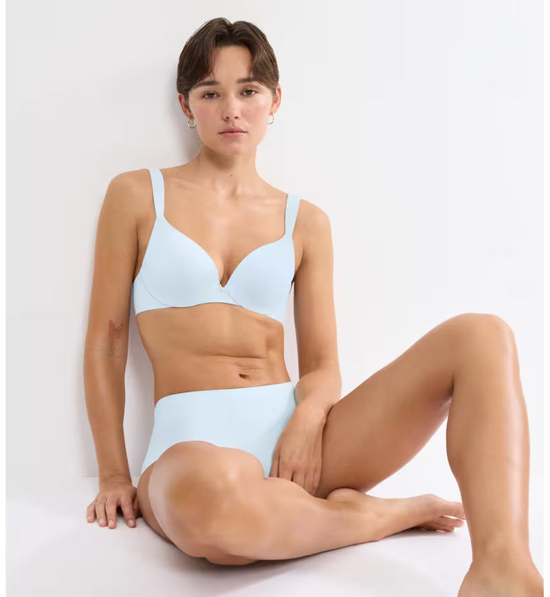 Triumph Body Make-up Illusion Bra |Light Blue 10217848