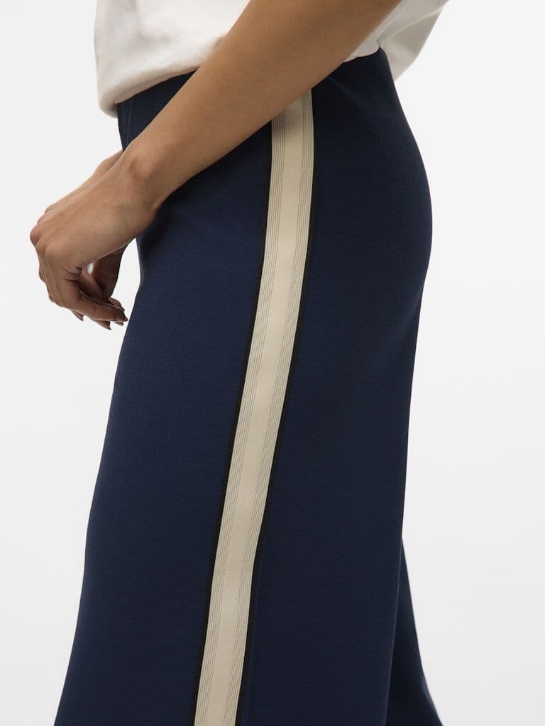 Vero Moda Berlin MW Wide Panel Pant | Navy