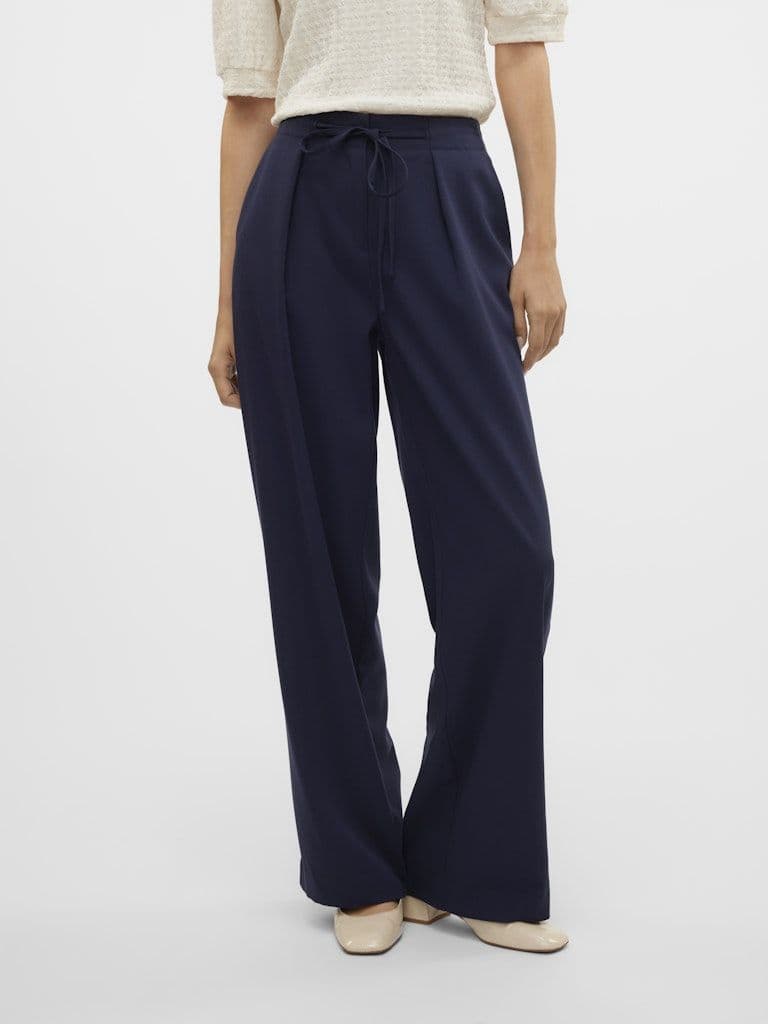 Vero Moda Isolde MW wide Belt Pant | Navy