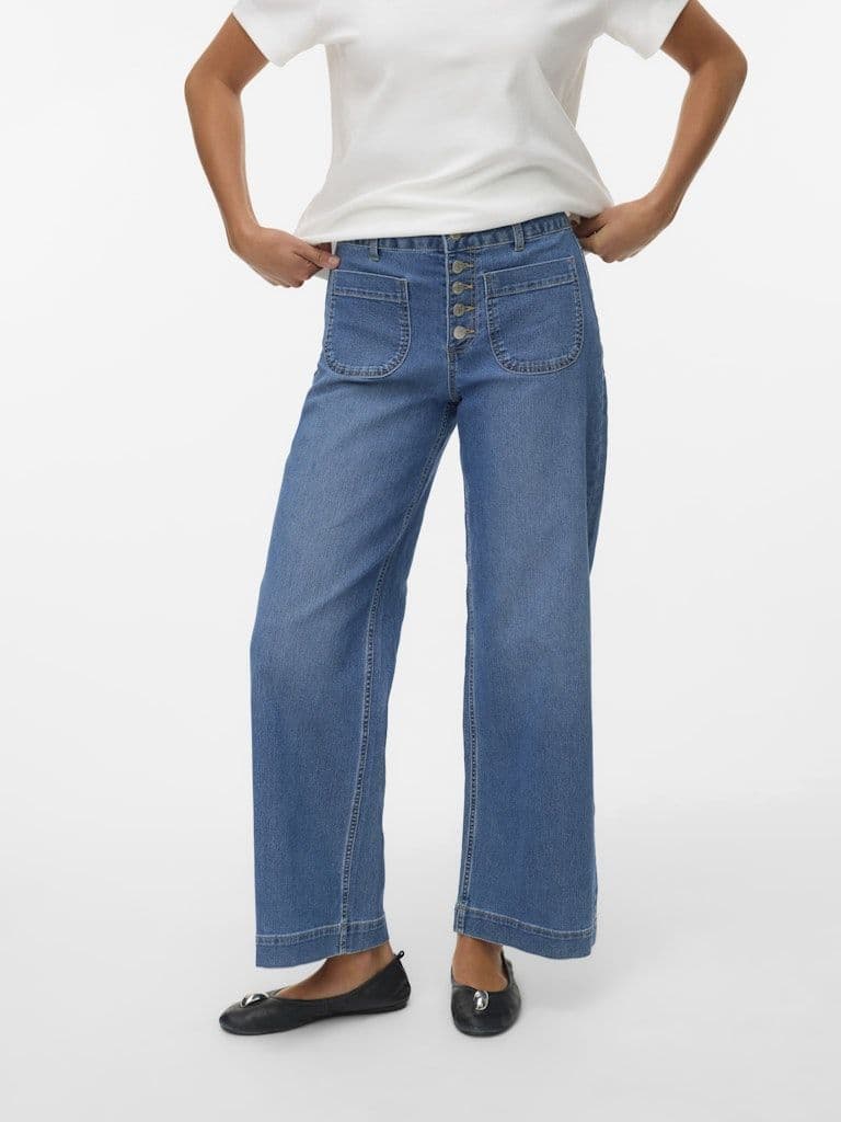 Vero Moda Kayla HR Wide Button Jean | Light Blue