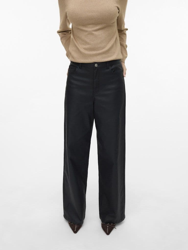 Vero Moda Kayla HR Wide Coated Jean| Black