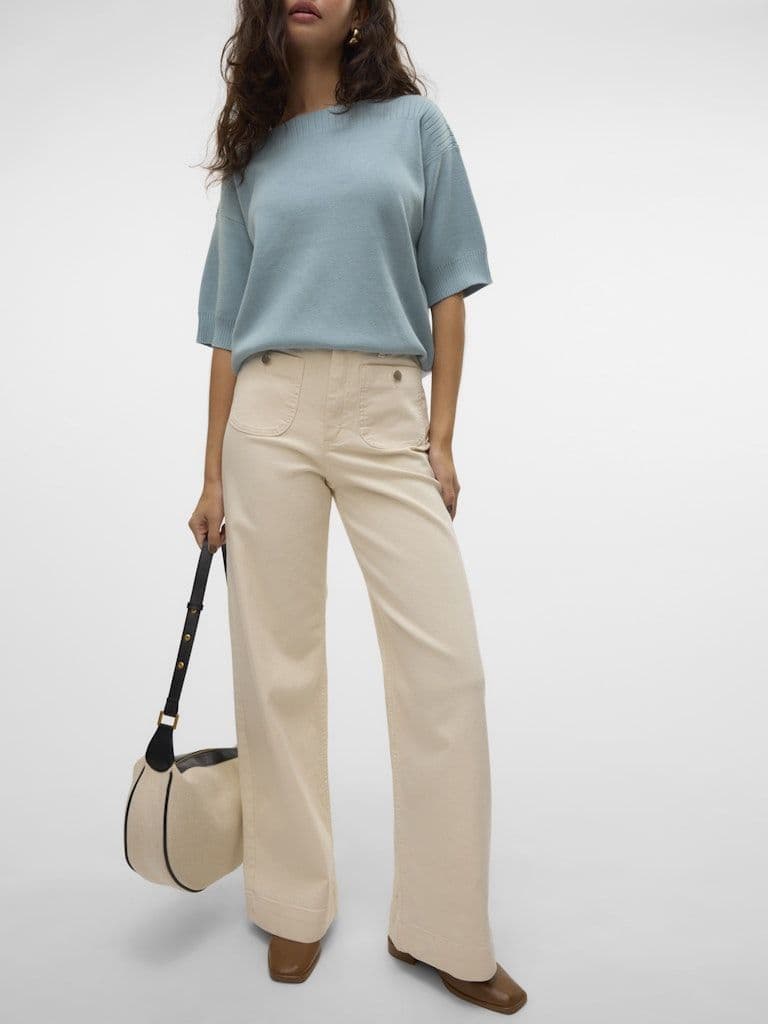 Vero Moda Kayla HR Wide Pocket Jean| Ecru