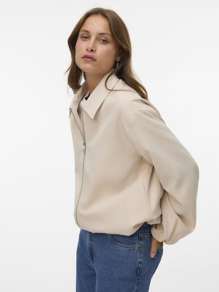 Vero Moda Nova Short Jacket | Oatmeal